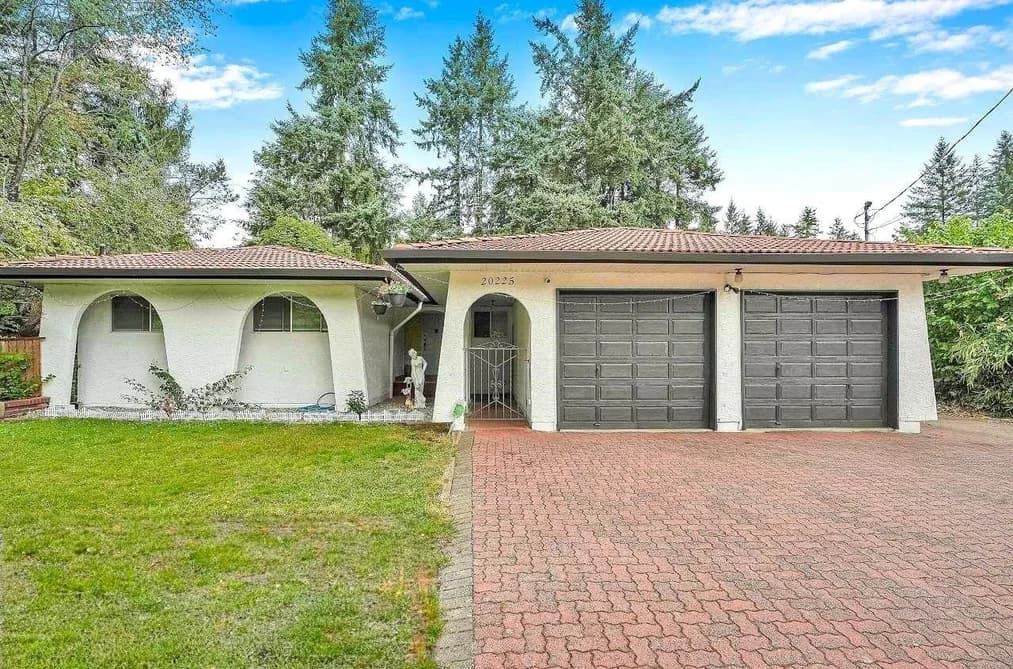 20225 40 AVENUE, Langley, BC — Residential for Sale - Photo 2