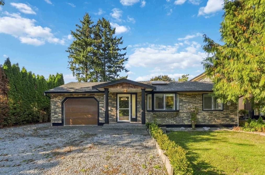 20225 LORNE AVENUE, Maple Ridge, BC — Residential for Sale - Main Photo