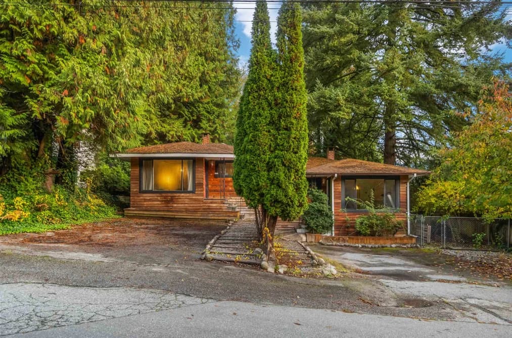 2026-2028 COLUMBIA STREET, Port Moody, BC — Residential Income for Sale - Main Photo