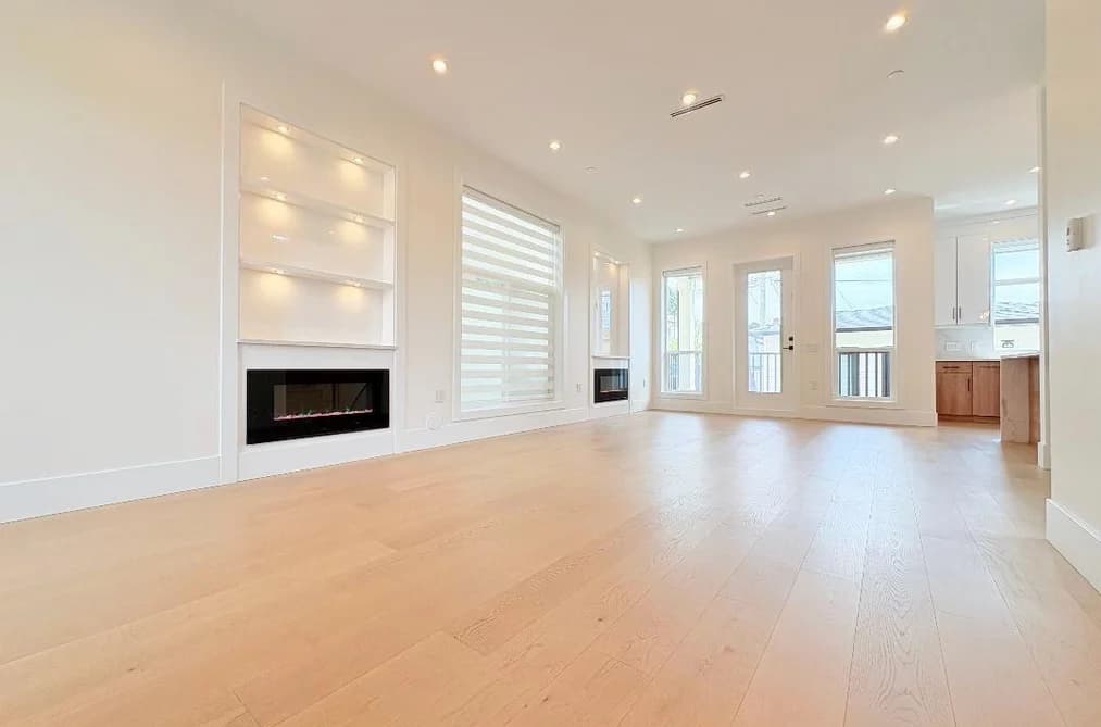 2026 E 32ND AVENUE, Vancouver, BC — Residential for Sale - Photo 2