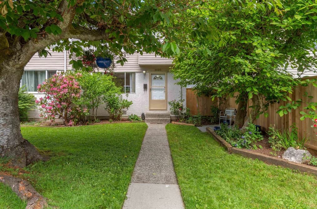 2029 FRASER AVENUE, Port Coquitlam, BC — Residential for Sale - Main Photo