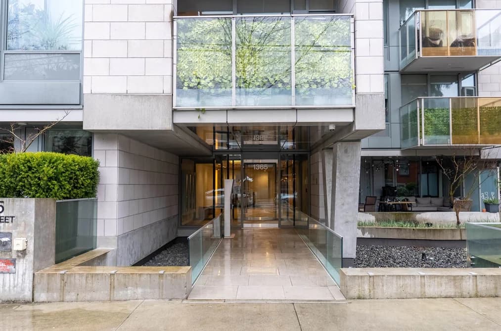 203 1365 DAVIE STREET, Vancouver, BC — Residential for Sale - Photo 2