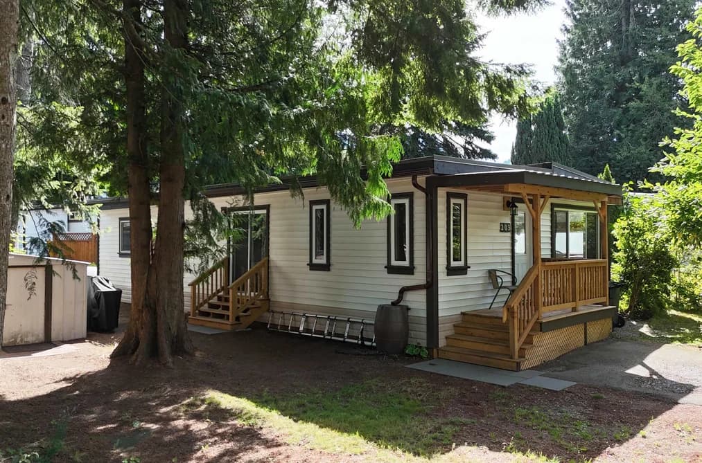 203 1830 MAMQUAM ROAD, Squamish, BC — Residential for Sale - Photo 2