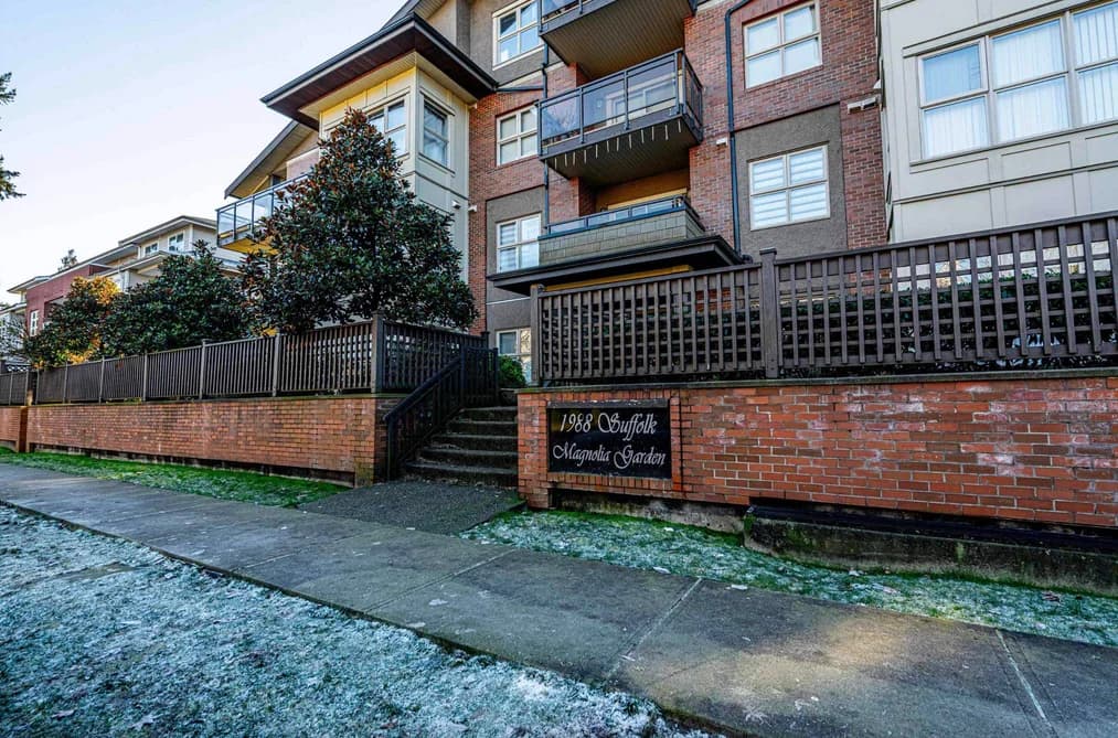 203 1988 SUFFOLK AVENUE, Port Coquitlam, BC — Residential for Sale - Photo 2