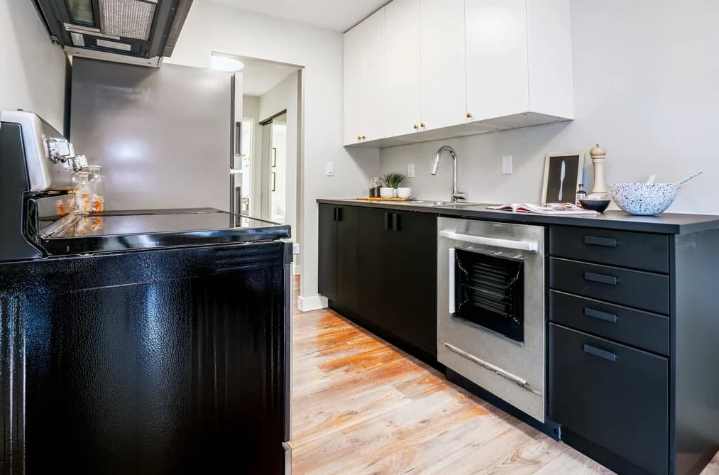 203 2240 WALL STREET, Vancouver, BC — Residential for Sale - Photo 2