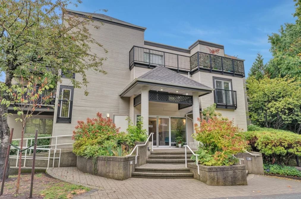 203 2401 HAWTHORNE AVENUE, Port Coquitlam, BC — Residential for Sale - Main Photo