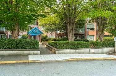 Condo for sale at 203 2855 152 Street Surrey British Columbia - MLS: R3153131