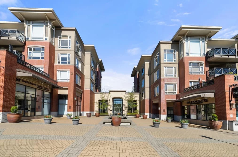 203 2970 KING GEORGE BOULEVARD, Surrey, BC — Residential for Sale - Main Photo