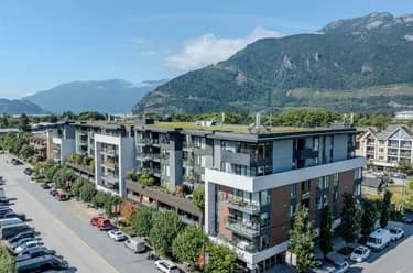 Condo for sale at 203 37881 Cleveland Avenue Squamish British Columbia - MLS: R3160323
