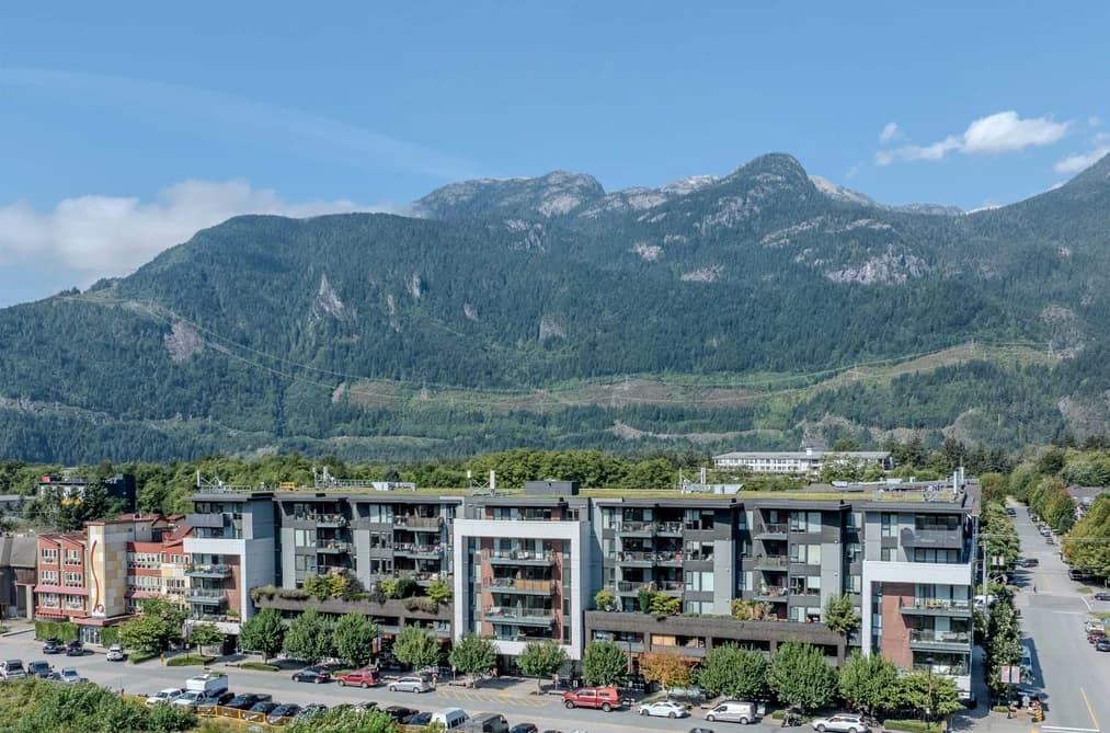 203 37881 CLEVELAND AVENUE, Squamish, BC — Residential for Sale - Photo 2