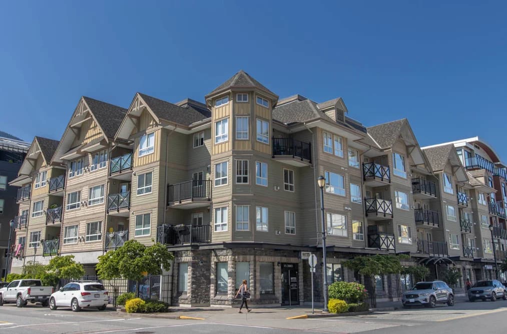 203 38003 SECOND AVENUE, Squamish, BC — Residential for Sale - Main Photo