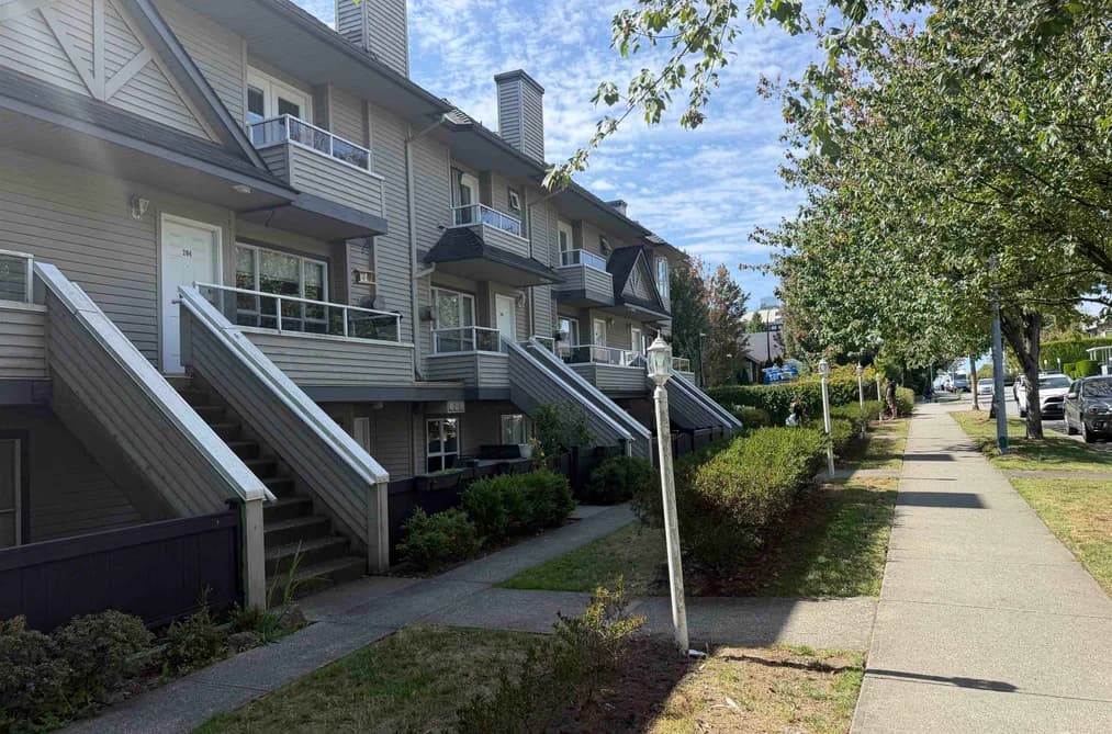 203 3938 ALBERT STREET, Burnaby, BC — Residential for Sale - Main Photo