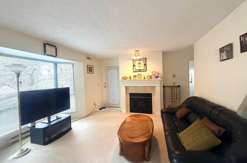 203 5250 VICTORY STREET, Burnaby, BC — Residential for Sale - Main Photo