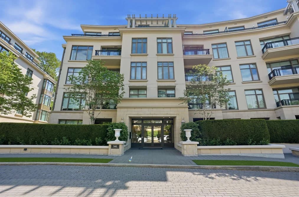 203 540 WATERS EDGE CRESCENT, West Vancouver, BC — Residential for Sale - Main Photo