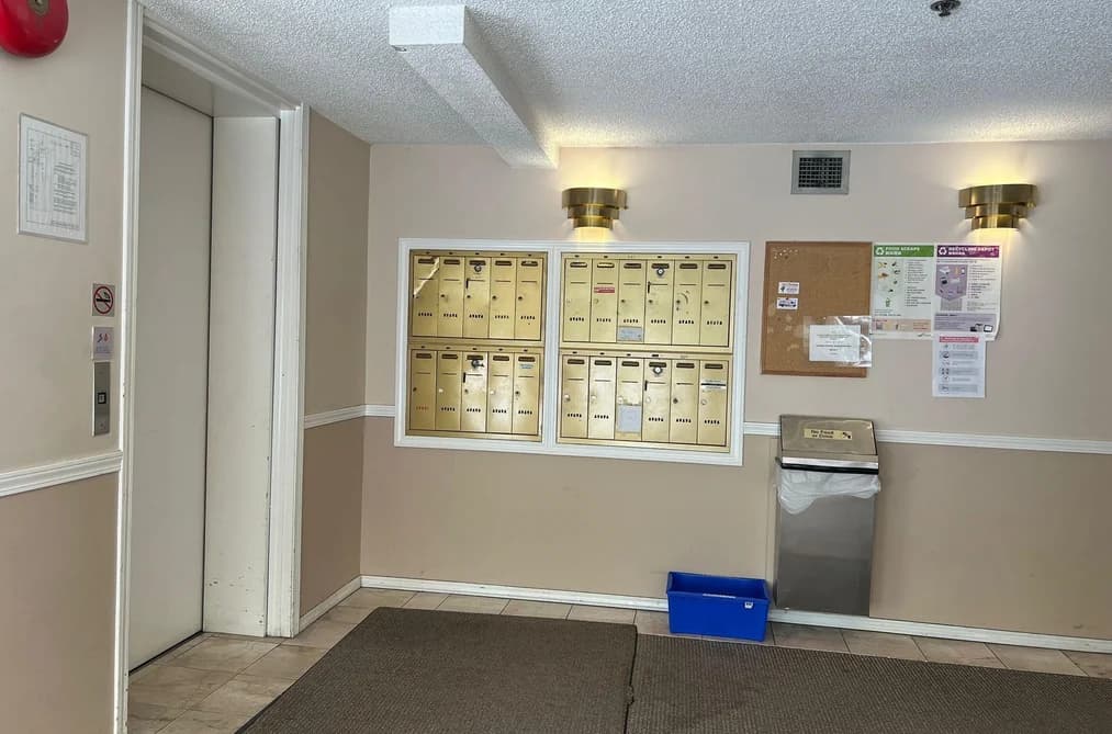 203 7560 MOFFATT ROAD, Richmond, BC — Residential for Sale - Photo 2
