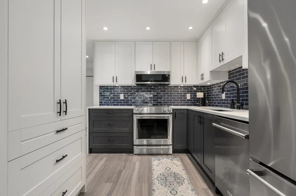 203 825 W 15TH AVENUE, Vancouver, BC — Residential for Sale - Main Photo