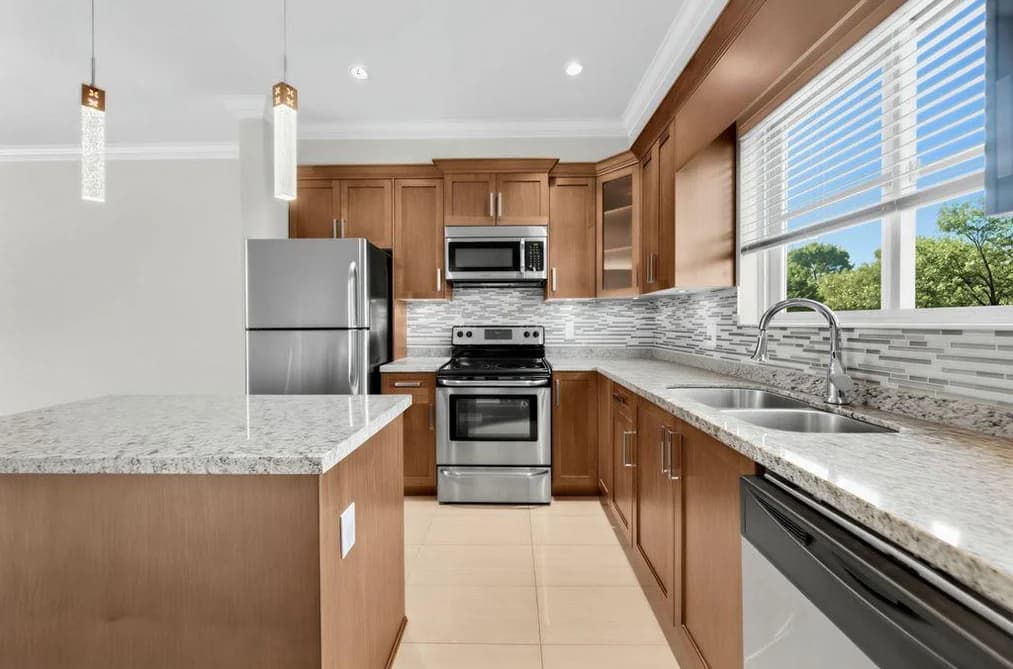 203A 7159 STRIDE AVENUE, Burnaby, BC — Residential for Sale - Photo 2