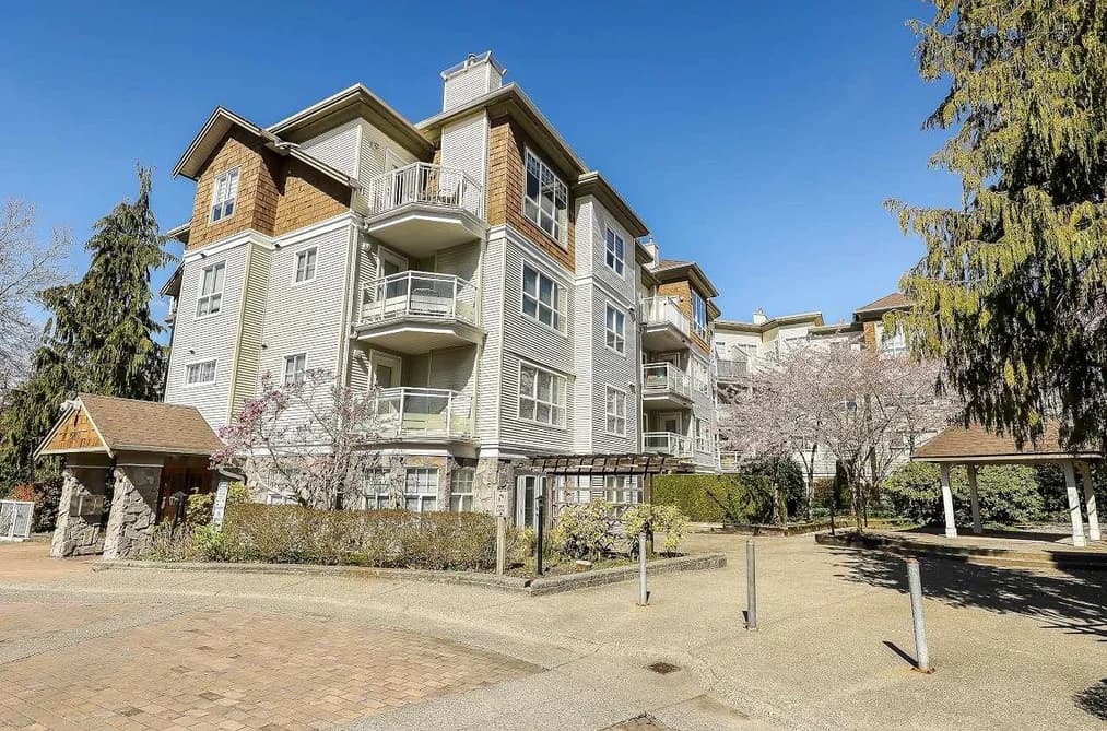 204 10188 155 STREET, Surrey, BC — Residential for Sale - Photo 2