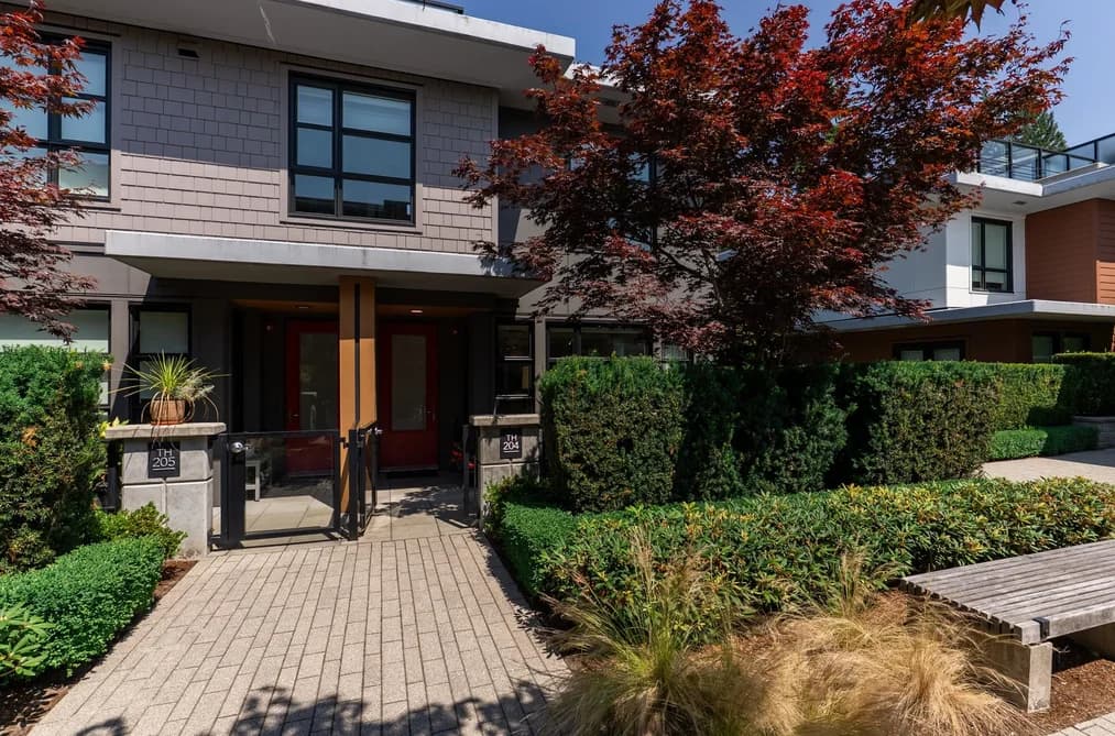204 1055 RIDGEWOOD DRIVE, North Vancouver, BC — Residential for Sale - Main Photo