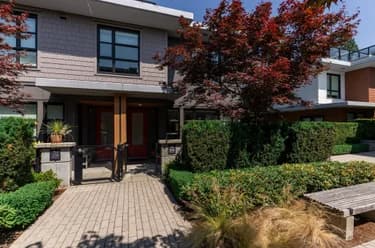 Townhouse for sale at 204 1055 Ridgewood Drive North Vancouver British Columbia - MLS: R3146967