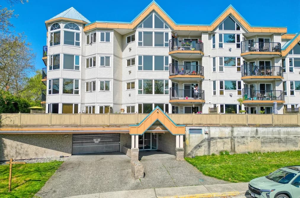 204 11595 FRASER STREET, Maple Ridge, BC — Residential for Sale - Main Photo