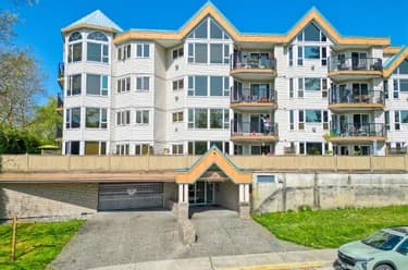Condo for sale at 204 11595 Fraser Street Maple Ridge British Columbia - MLS: R3145007