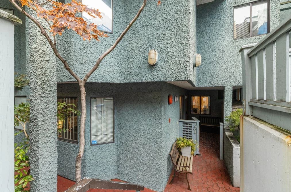 204 1220 W 6TH AVENUE, Vancouver, BC — Residential for Sale - Photo 2