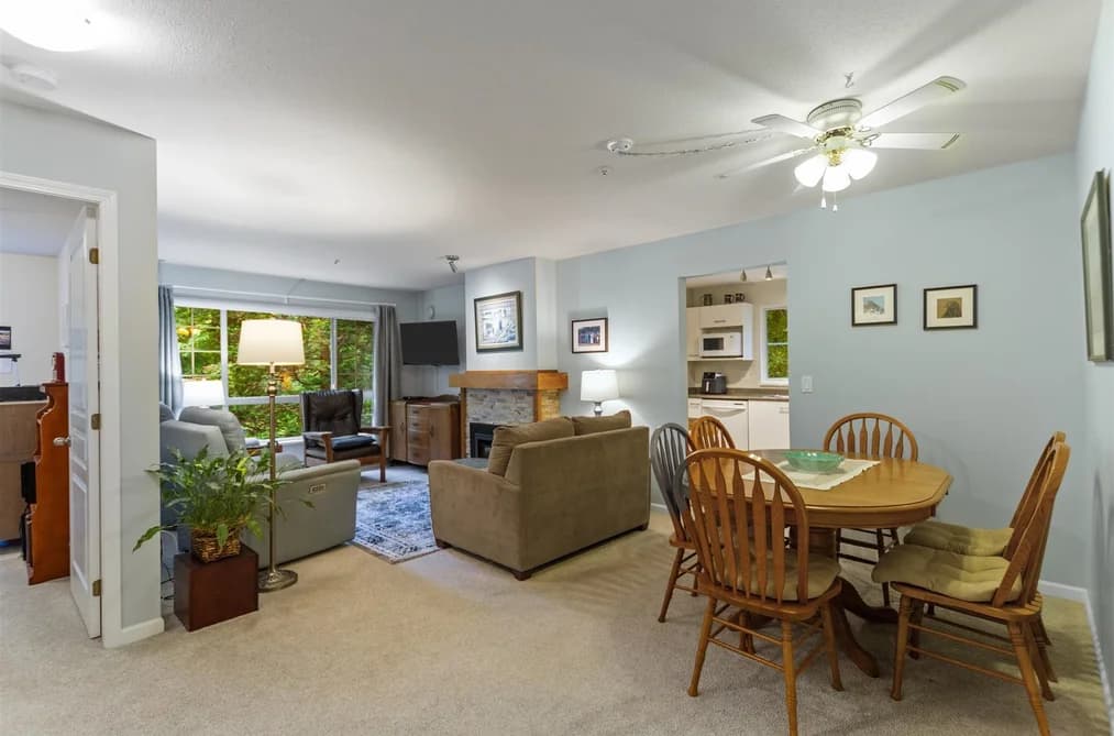 204 1242 TOWN CENTRE BOULEVARD, Coquitlam, BC — Residential for Sale - Photo 2