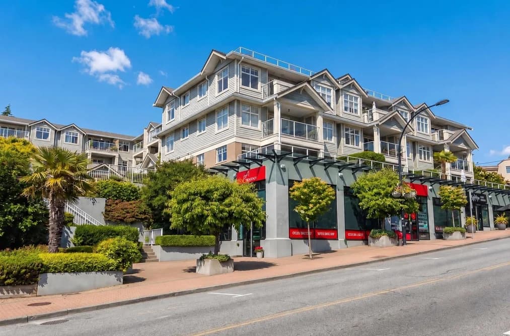 204 15621 MARINE DRIVE, White Rock, BC — Residential for Sale - Main Photo