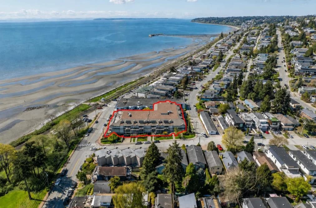 204 15621 MARINE DRIVE, White Rock, BC — Residential for Sale - Photo 2
