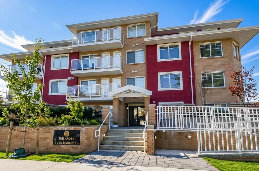 204 1990 WESTMINSTER AVENUE, Port Coquitlam, BC — Residential for Sale - Main Photo