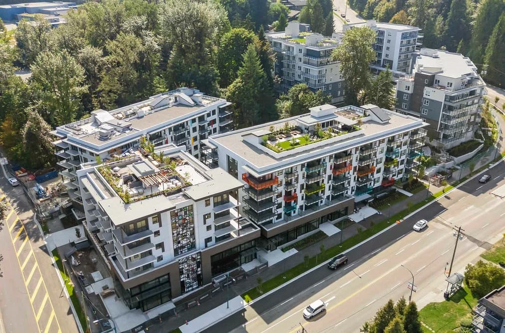 204 2015 ST. JOHNS STREET, Port Moody, BC — Residential for Sale - Photo 2