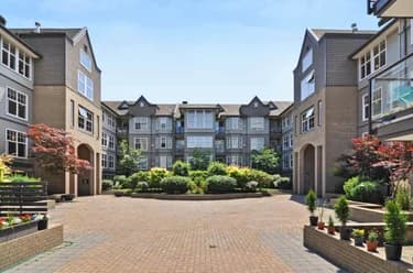 Condo for sale at 204 20200 56 Avenue Langley British Columbia - MLS: R3156190