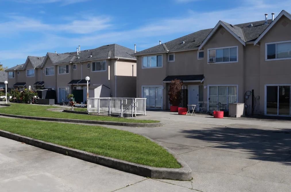 204 2211 NO. 4 ROAD, Richmond, BC — Residential for Sale - Main Photo