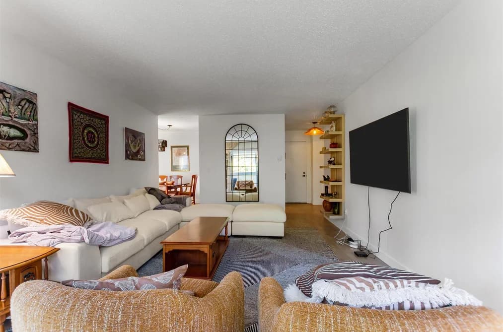 204 2240 WALL STREET, Vancouver, BC — Residential for Sale - Photo 2
