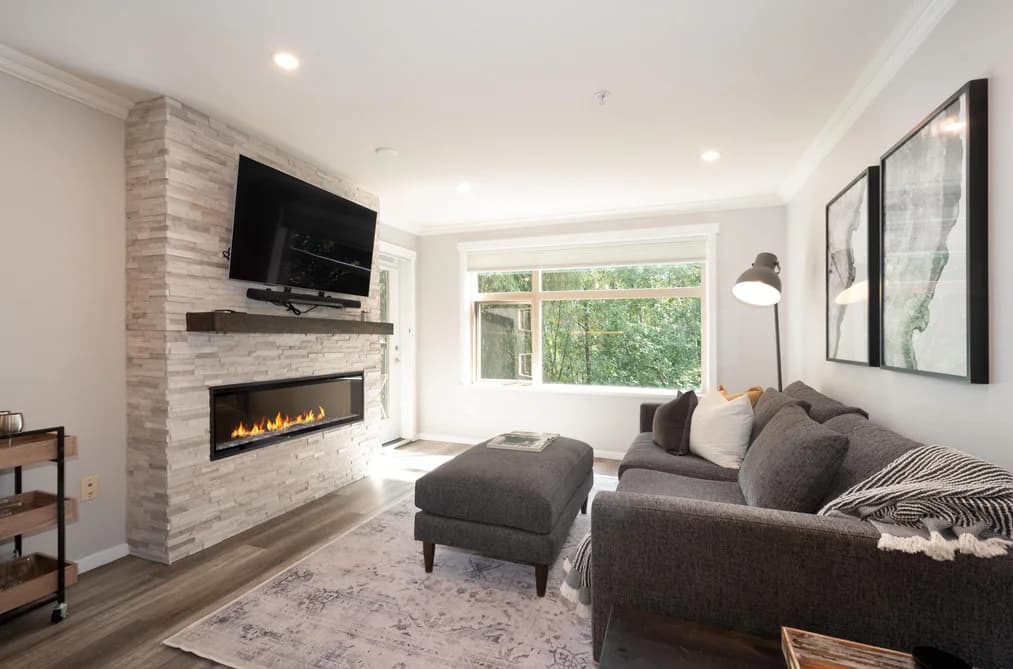 204 300 KLAHANIE DRIVE, Port Moody, BC — Residential for Sale - Main Photo