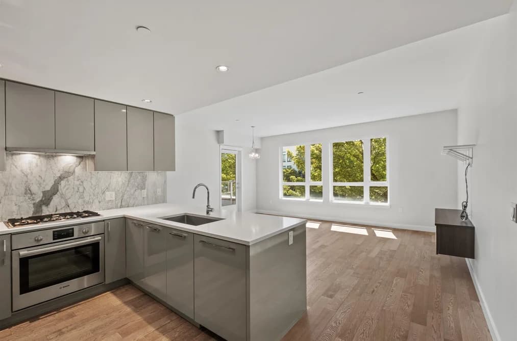 204 4080 YUKON STREET, Vancouver, BC — Residential for Sale - Main Photo