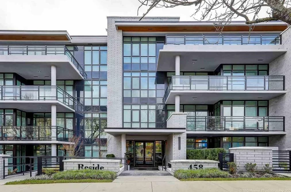 204 458 W 63RD AVENUE, Vancouver, BC — Residential for Sale - Main Photo