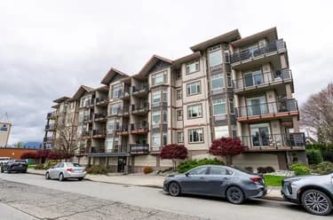 Condo for sale at 204 46021 Second Avenue Chilliwack British Columbia - MLS: R3111073