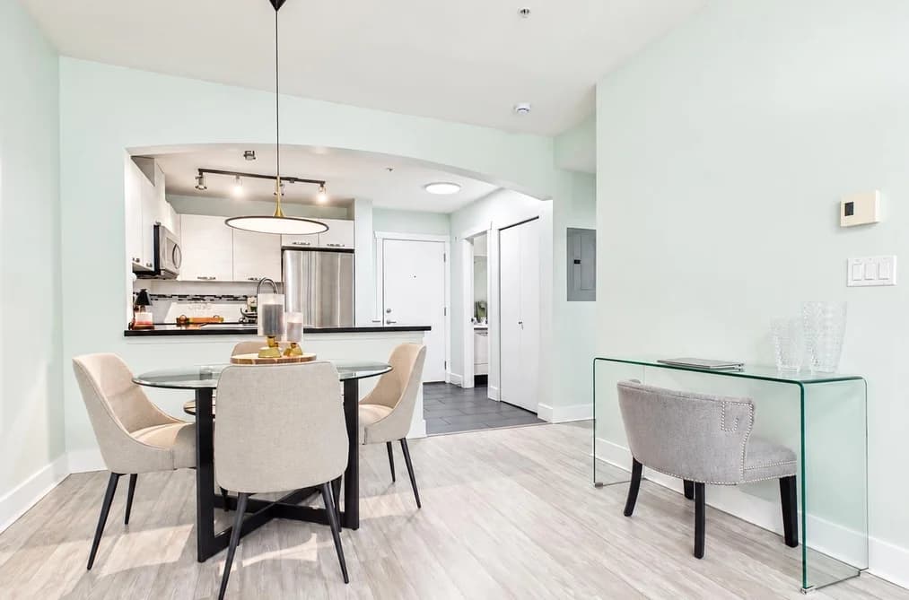 204 7428 BYRNEPARK, Burnaby, BC — Residential for Sale - Photo 2
