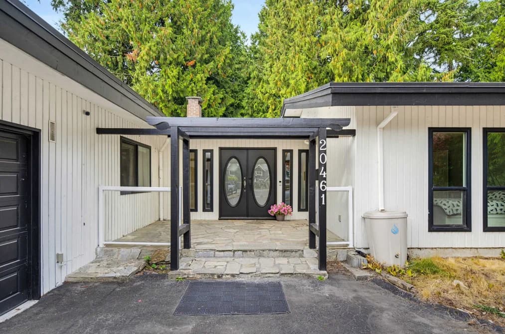 20461 46TH AVENUE, Langley, BC — Residential for Sale - Photo 2