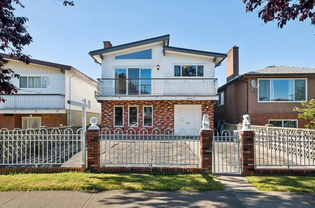 2047 E 52ND AVENUE, Vancouver, BC — Residential for Sale - Main Photo
