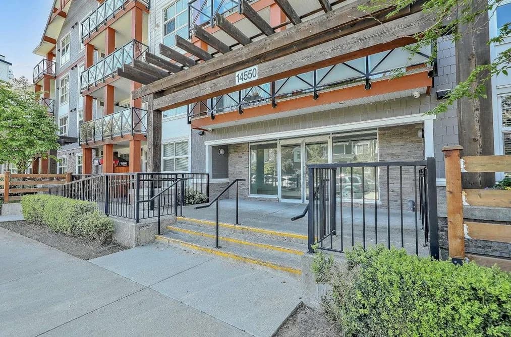 205 14550 WINTER CRESCENT, Surrey, BC — Residential for Sale - Main Photo