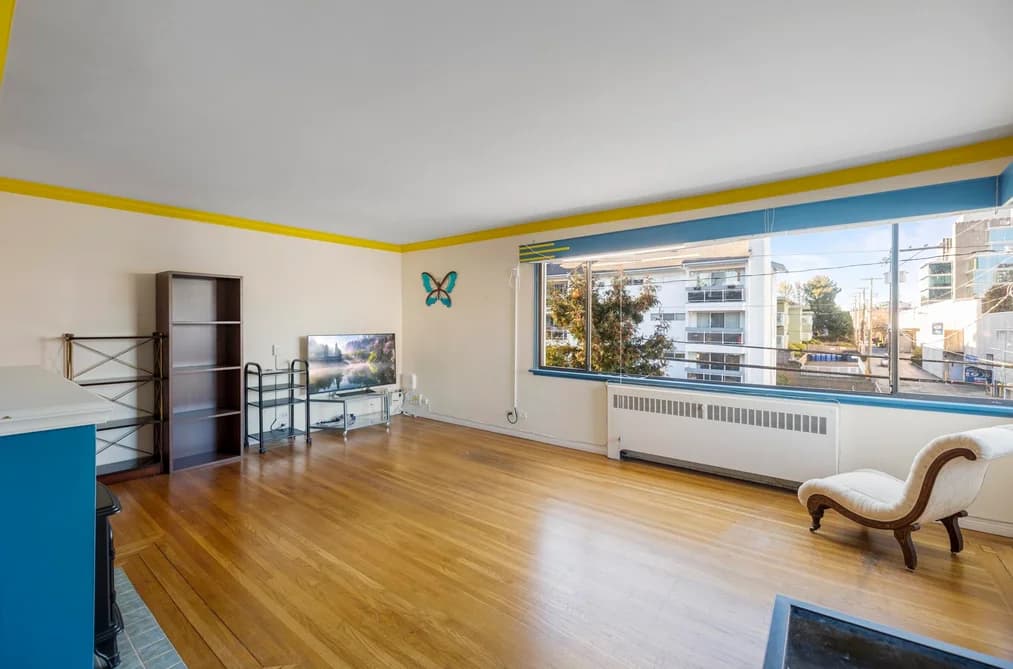 205 1695 W 10TH AVENUE, Vancouver, BC — Residential for Sale - Photo 2