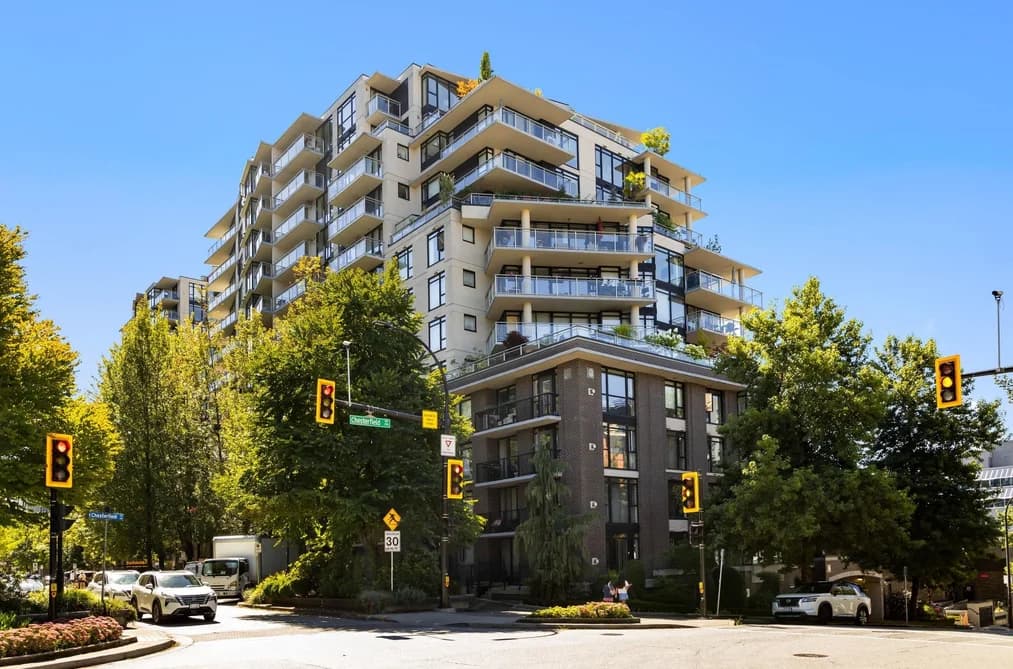 205 175 W 1ST STREET, North Vancouver, BC — Residential for Sale - Main Photo