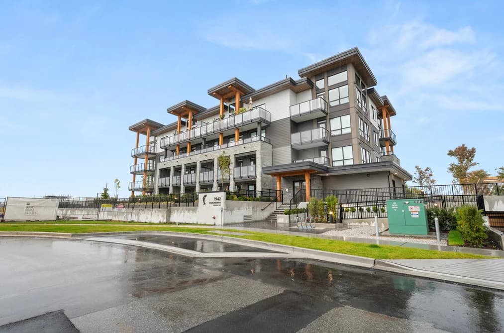 205 1942 STARLING DRIVE, Tsawwassen, BC — Residential for Sale - Main Photo