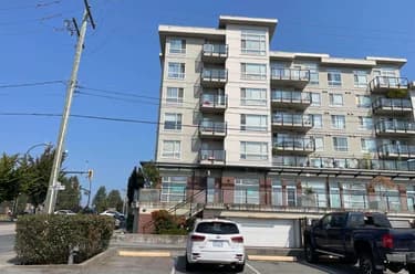 Condo for sale at 205 22318 Lougheed Highway Maple Ridge British Columbia - MLS: R3045904
