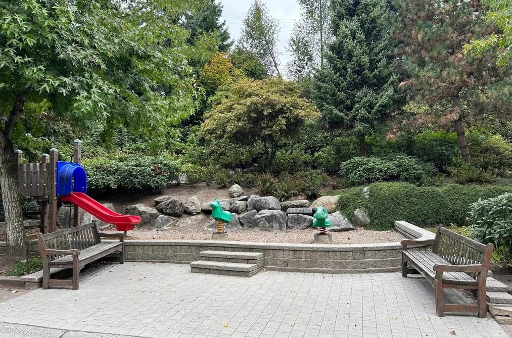 205 4768 BRENTWOOD DRIVE, Burnaby, BC — Residential for Sale - Photo 2