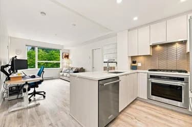 Condo for sale at 205 717 Breslay Street Coquitlam British Columbia - MLS: R3157745