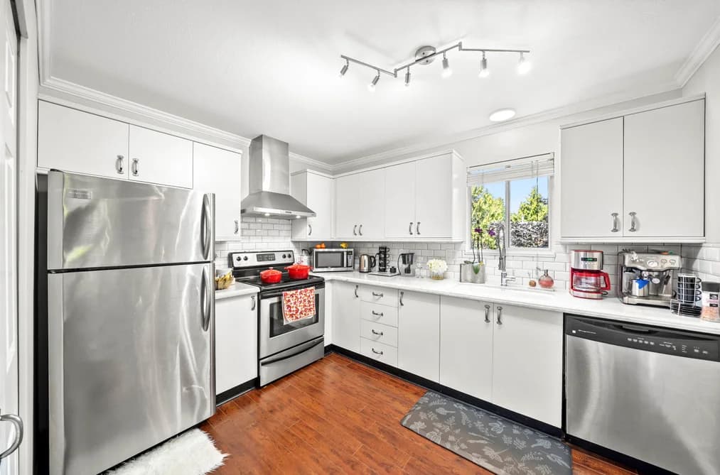 205 7840 MOFFATT ROAD, Richmond, BC — Residential for Sale - Photo 2